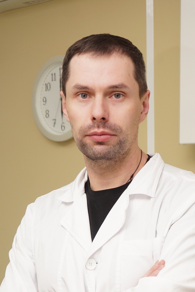 Андрей Ренатович Касьянов  - Врач-гинеколог, гинеколог-эстетист